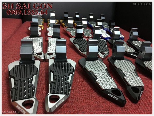 Hình ảnh gác chân Biker CNC cực ngầu cho xe SH 2017 giá rẻ uy tín tại Quận 5