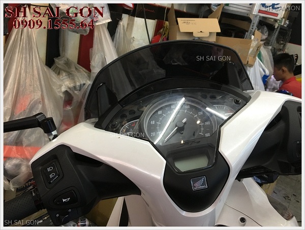  Hình ảnh kính chắn gió xe sh 2017 sang trọng cho xe SH 2017 giá phải chăng cao cấp ở SG