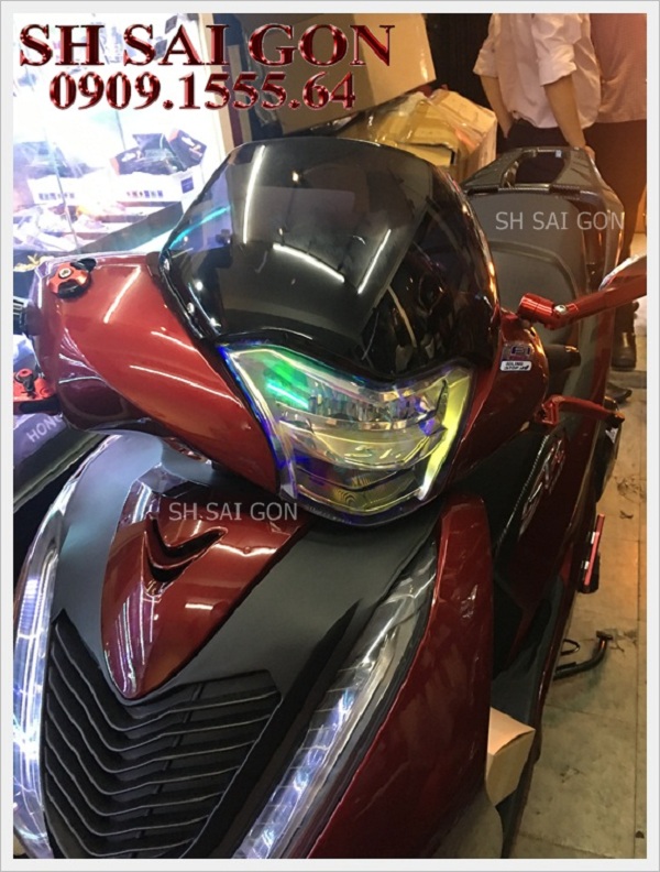 Photo kính chắn gió cá tính cho xe SH 2017 giá tốt nhất chính hãng tại Quận 5