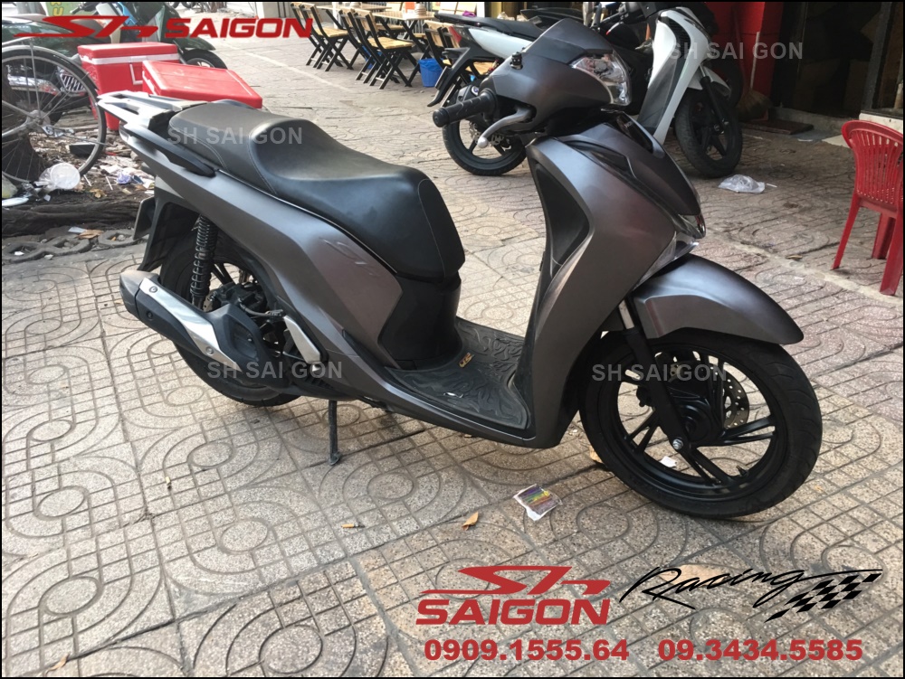 Hình ảnh sơn xe SH lên sporty uy tín giá rẻ tại Hồ Chí Minh